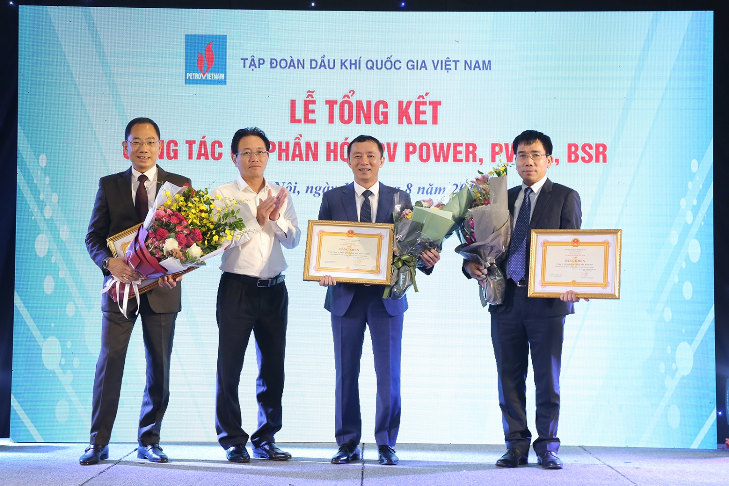 co phan hoa pv power bsr va pvoil thu ve thang du cho nha nuoc khoang 7450 ty dong