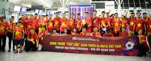 cdv thue nguyen chuyen bay sang tiep lua doi tuyen olympic vn