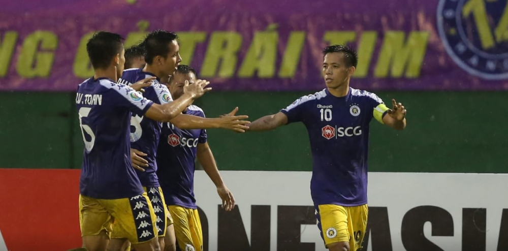 bao chau a ha noi fc le ra phai thang dam hon binh duong van con co hoi