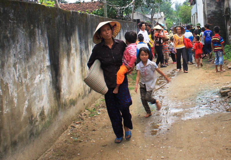 bao so 4 huong thang bac trung bo 3 tau thuyen thanh hoa mat lien lac