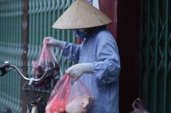 Hà Nội: Phong toả khu vực tạm trú của nhân viên điều hành xe buýt