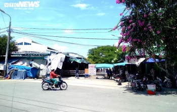 3 tiểu thương tại 2 chợ mắc COVID-19, nửa đêm Đà Nẵng phát thông báo khẩn