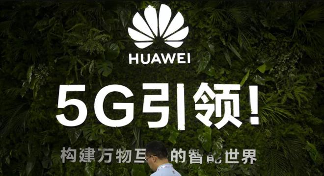 Phớt lờ lời kêu gọi của Mỹ, Nga chào đón gã khổng lồ Huawei - 1
