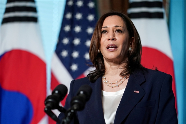 Bà Kamala Harris thăm Singapore: Nỗ lực thể hiện cam kết Mỹ ở Đông Nam Á? - 1