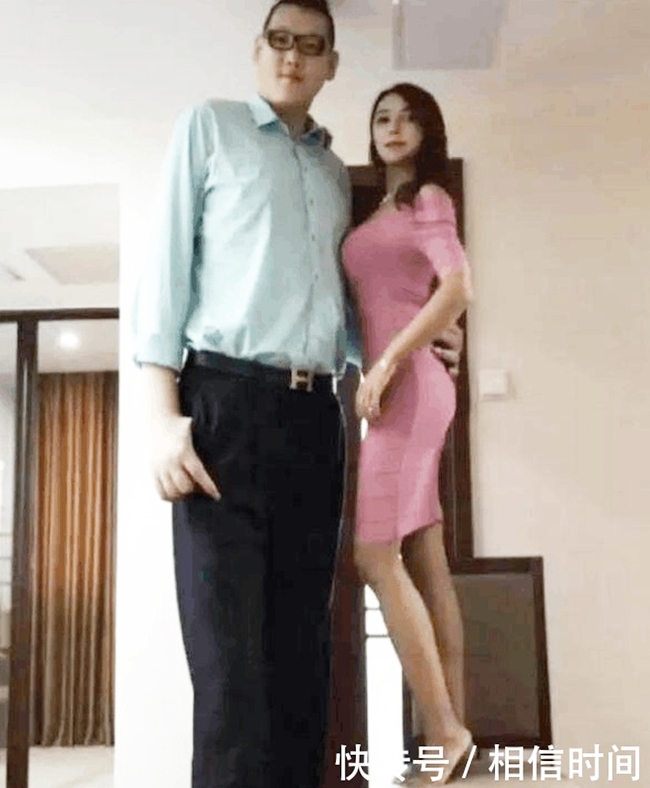 3 chi dau vo tong sexy nhat nguoi lay trieu phu ke yeu dai ca xa hoi den cao 1m