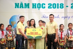 dam ca mau tai tro 100 xe dap cho hoc sinh sinh vien tinh nam dinh