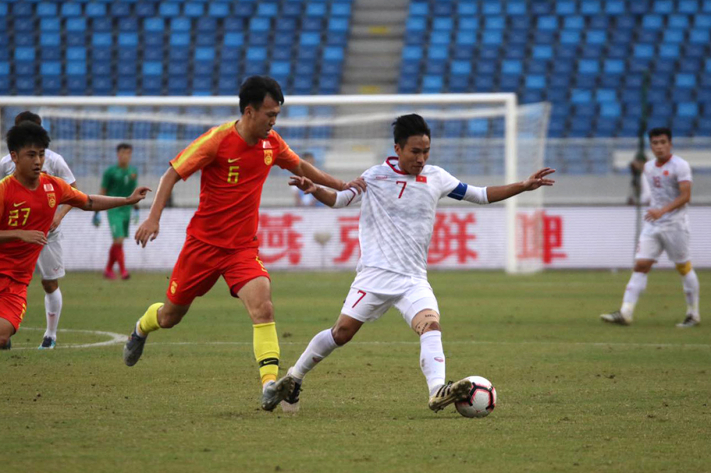 noi so thua viet nam thanh hien thuc bong da trung quoc tan giac mong sieu cuong