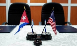 nga cao buoc my co lap cuba