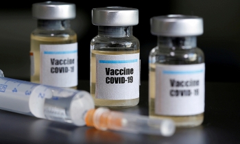 Kịch bản Mỹ thất thế trong cuộc đua vaccine với Trung Quốc