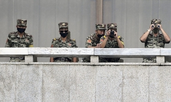 Hàn Quốc kêu gọi Triều Tiên nối lại liên lạc quân sự