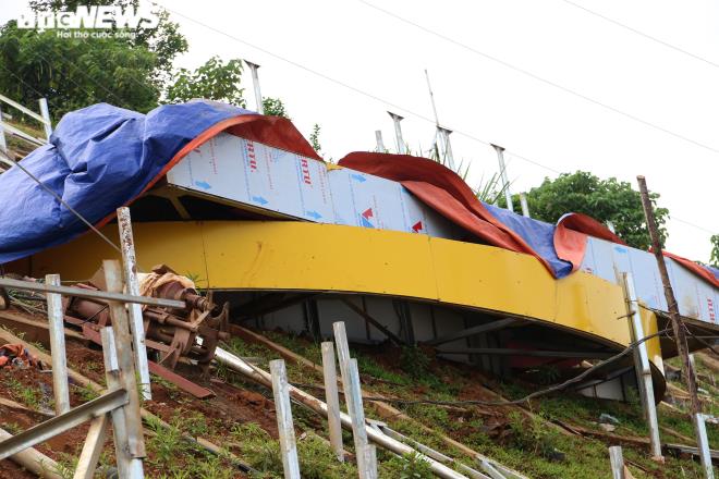 Cận cảnh khẩu hiệu 11 chữ được đầu tư gần 11 tỷ đồng ở Hòa Bình xôn xao dư luận - 8