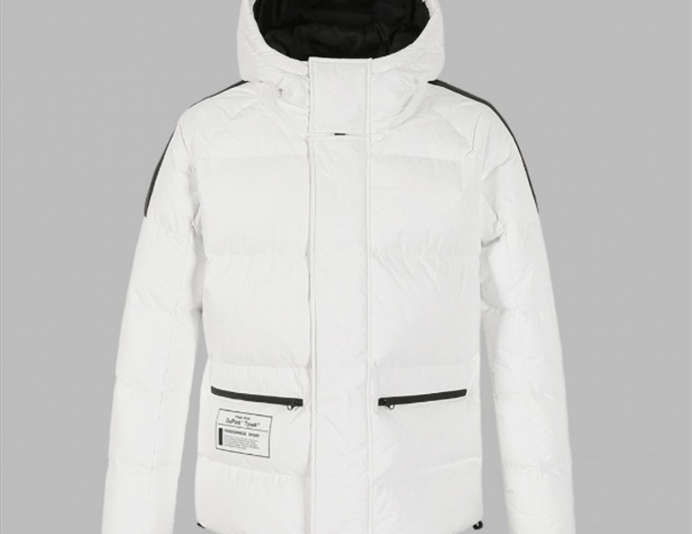 cong ty trung quoc tung mau ao khoac mac ca doi khong can giat gia 15 trieu dong