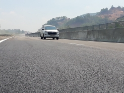 chu dau tu du an duong cao toc da nang quang ngai cung qua hoa hu