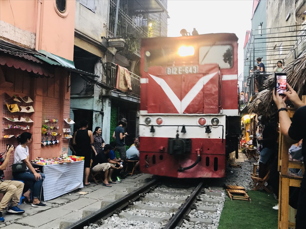 tu diem ca phe duong tau van hoat dong sau yeu cau giai tan