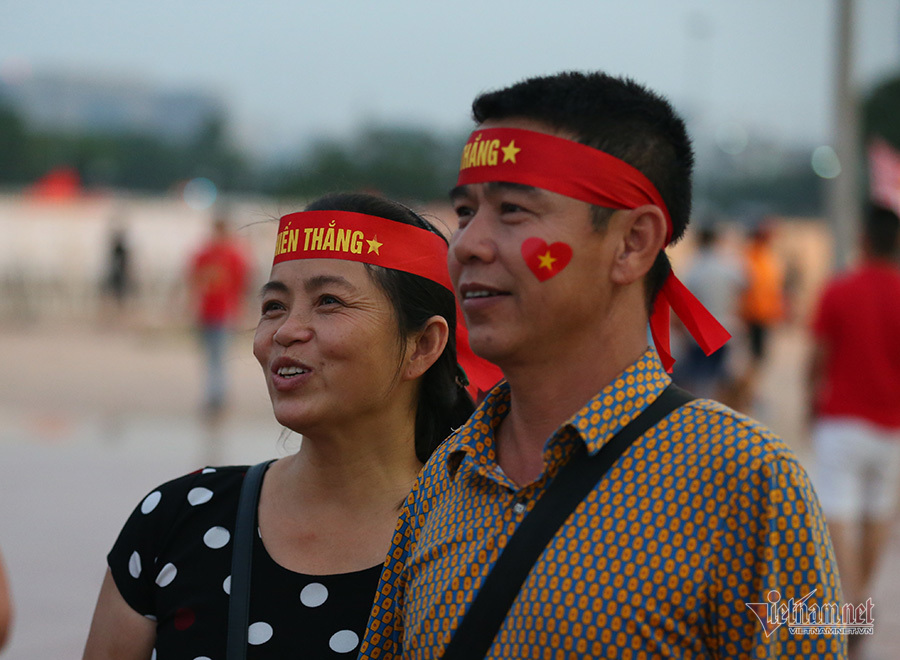 viet nam vs malaysia cong phuong da chinh cung van toan