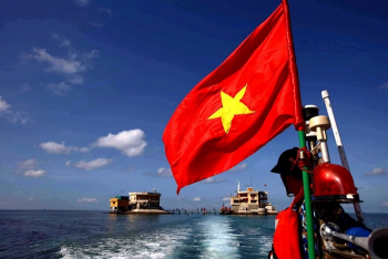 Việt Nam không chọn bên, Việt Nam chọn thượng tôn Luật Biển 1982