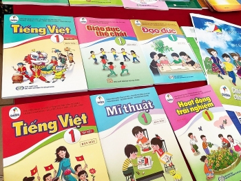 Sách Tiếng Việt lớp 1 dạy học sinh 