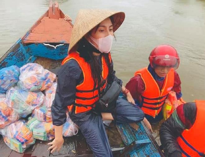 Thủy Tiên thông báo sẽ tự tay trao 150 tỷ đồng cho người dân, không muốn cãi vã - 1