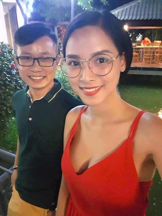 nu y ta sexy khien trung hieu me man duoc fan theo duoi tang hoa lien tiep 8 ngay