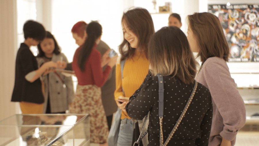 Hé lộ bí mật sau những chuyến mua sắm đặc biệt của du học sinh Trung Quốc tại Mỹ he lo bi mat sau nhung chuyen mua sam dac biet cua du hoc sinh trung quoc tai my