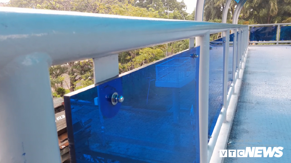 Ảnh: Cầu vượt đi bộ đầu tiên ở Đà Nẵng anh cau vuot di bo dau tien o da nang