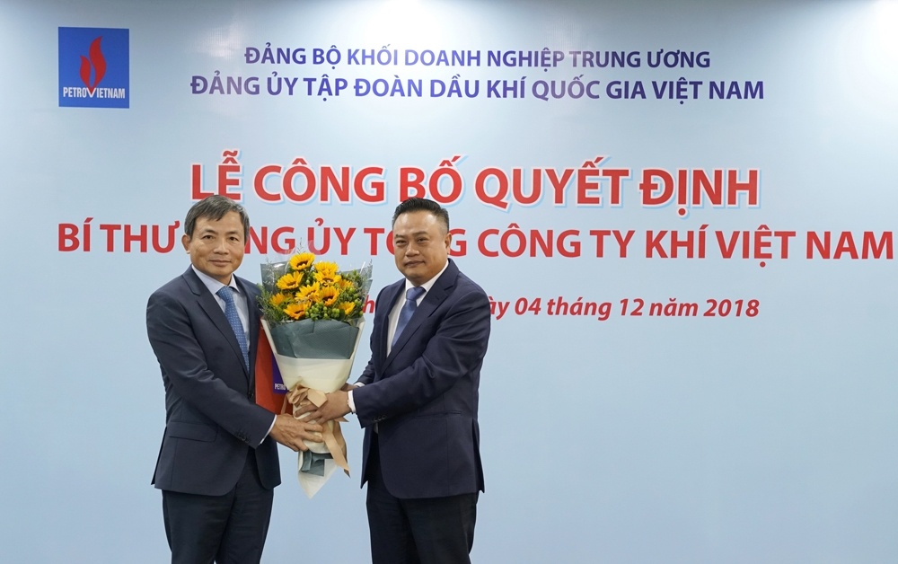 dong chi nguyen sinh khang nhan nhiem vu bi thu dang uy pv gas