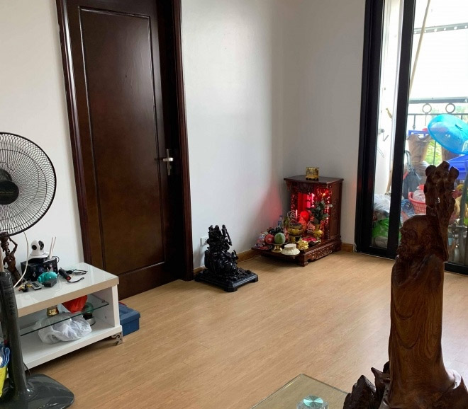 ba trum chan dai tinh chuyen len doi xe hop sau khi tau nha 35 ty