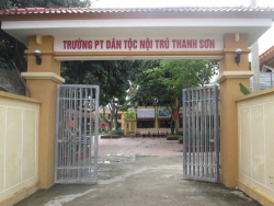 nghi hieu truong lam dung tinh duc ly giai nguoi thu 3