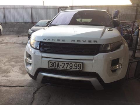 xe range rover dam nguoi bo chay ai nhan toi thay