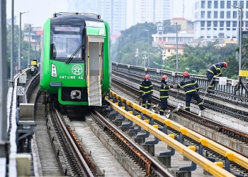 Tàu Cát Linh - Hà Đông chạy thử 20 ngày