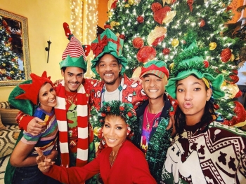 Các gia đình nổi tiếng tại Hollywood đón Giáng sinh ra sao?