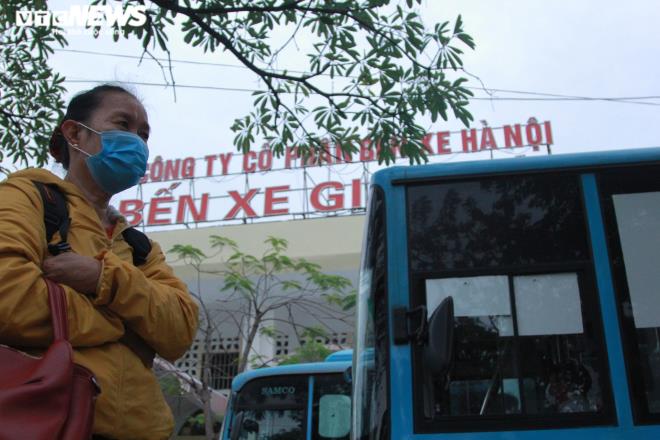 Ảnh: Bến xe khách ở Hà Nội đìu hiu ngày cuối năm - 1