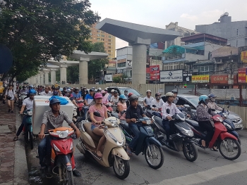 Có nên hạn chế xe máy nội đô ở Hà Nội?