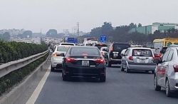 sau nghi tet nguoi dan quay tro lai thu do nhieu tuyen duong un tac