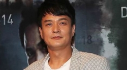 nam dien vien han quoc tu tu sau be boi quay roi tinh duc
